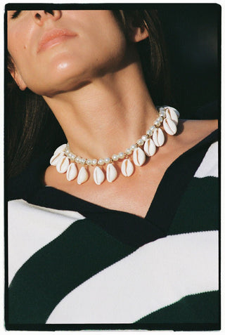 collier de perles et de coquillages | The Shell Dealer